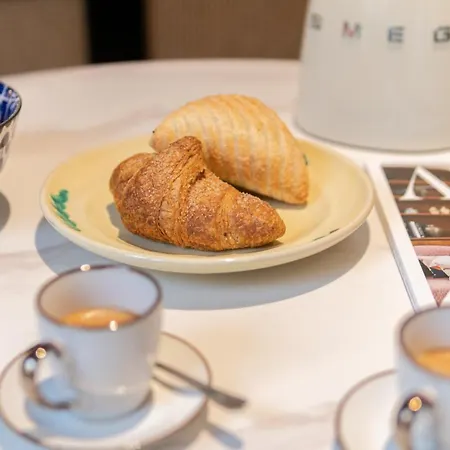 Licinia Due Apartament *